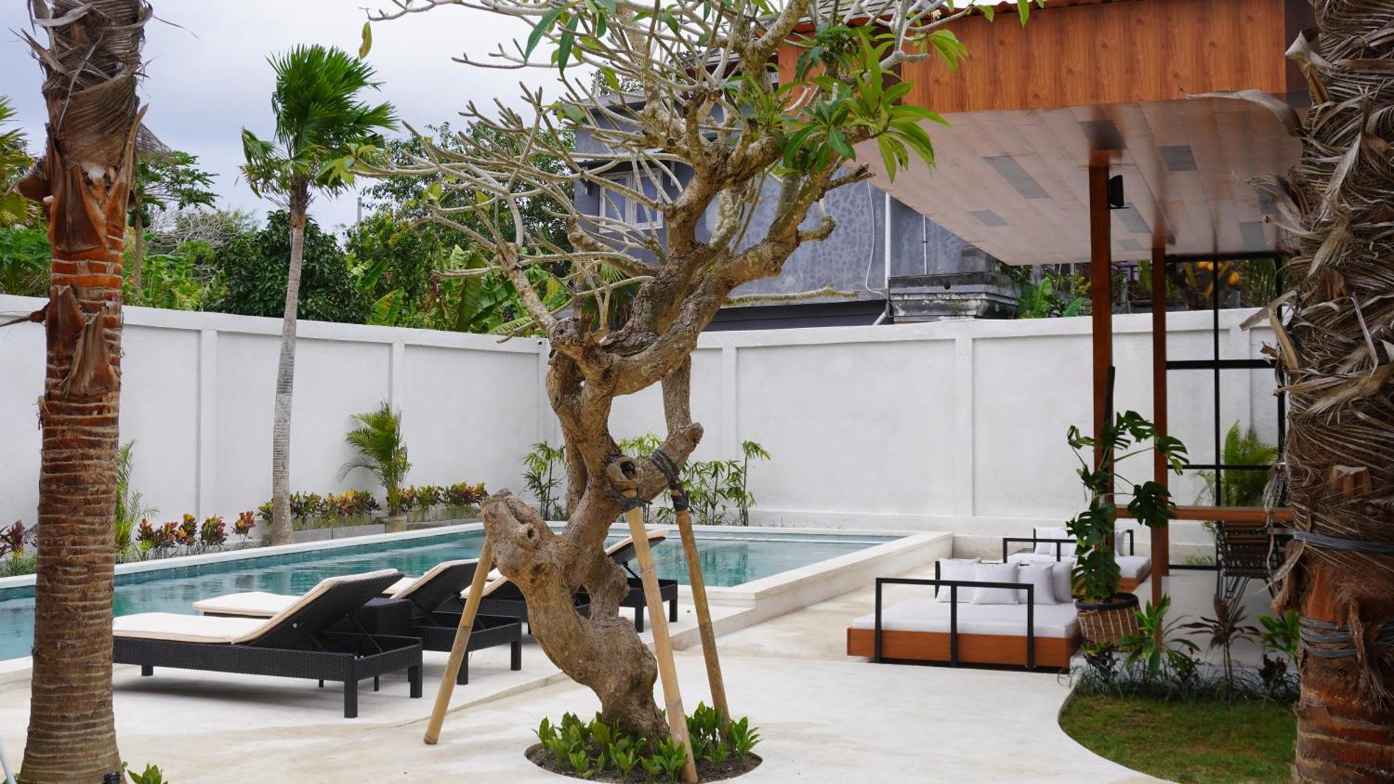Ratan Uluwatu Hotel And Villas Luaran gambar